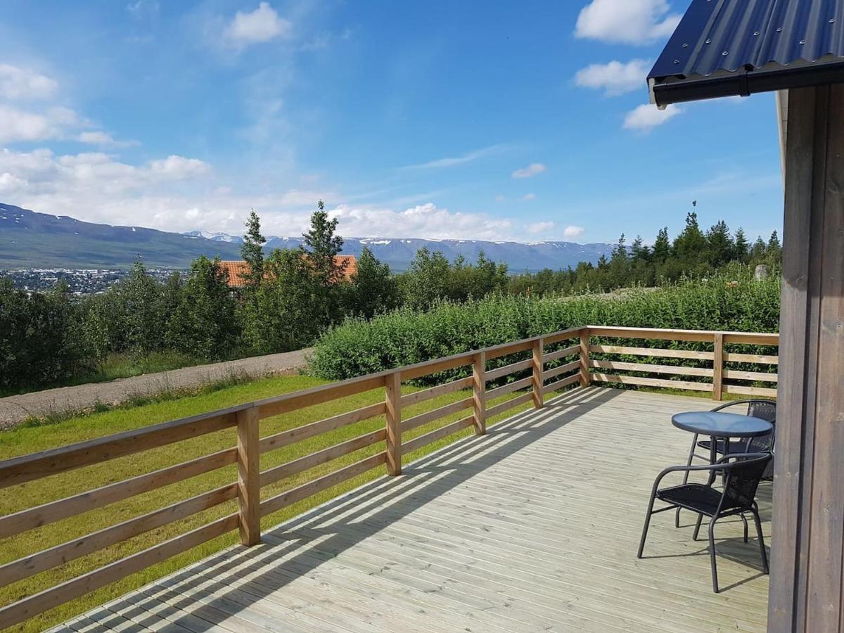 Villa Einarsstaðir - Cozy cabin with excellent view Akureyri Exterior foto