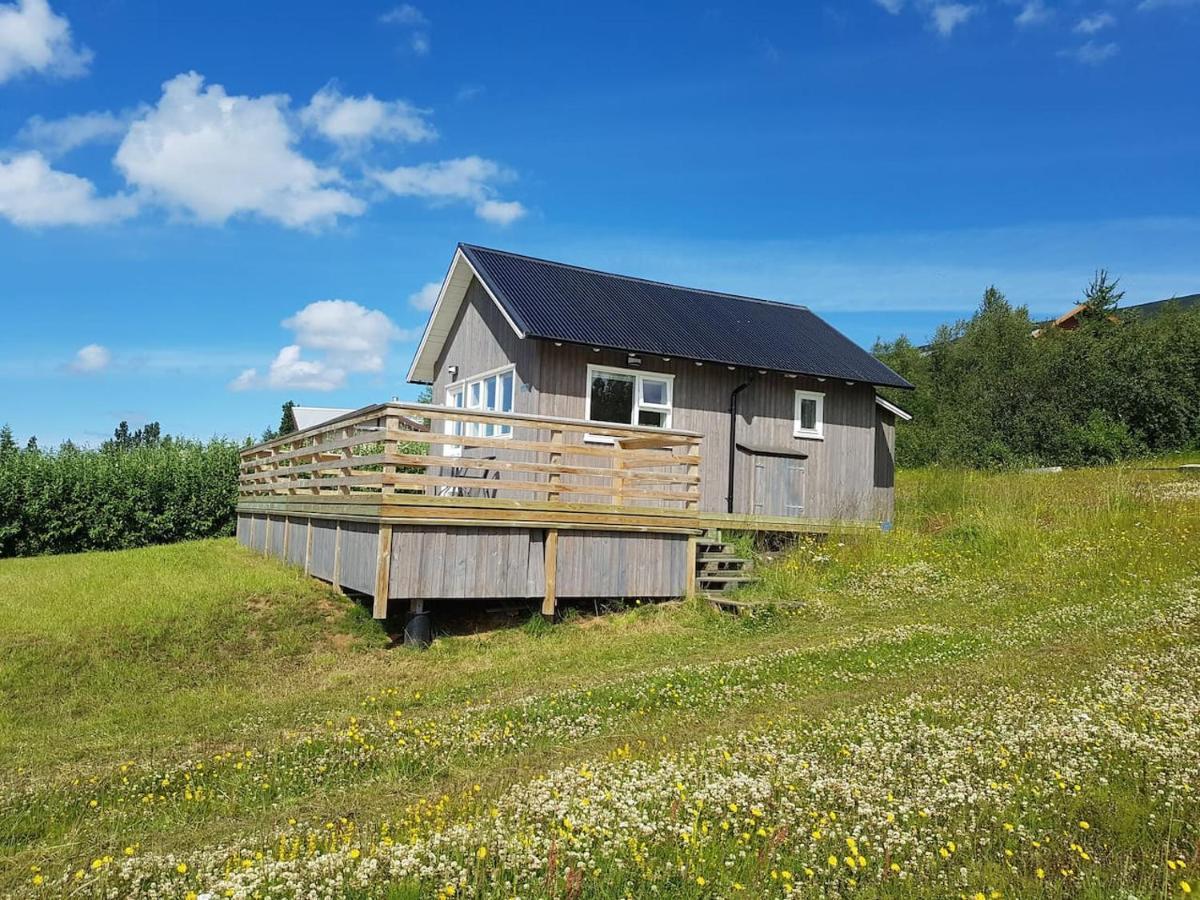 Villa Einarsstaðir - Cozy cabin with excellent view Akureyri Exterior foto